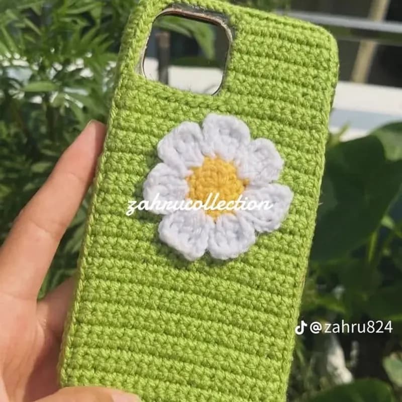Handmade Crochet Mobile Cover – Custom Color & Phone Model